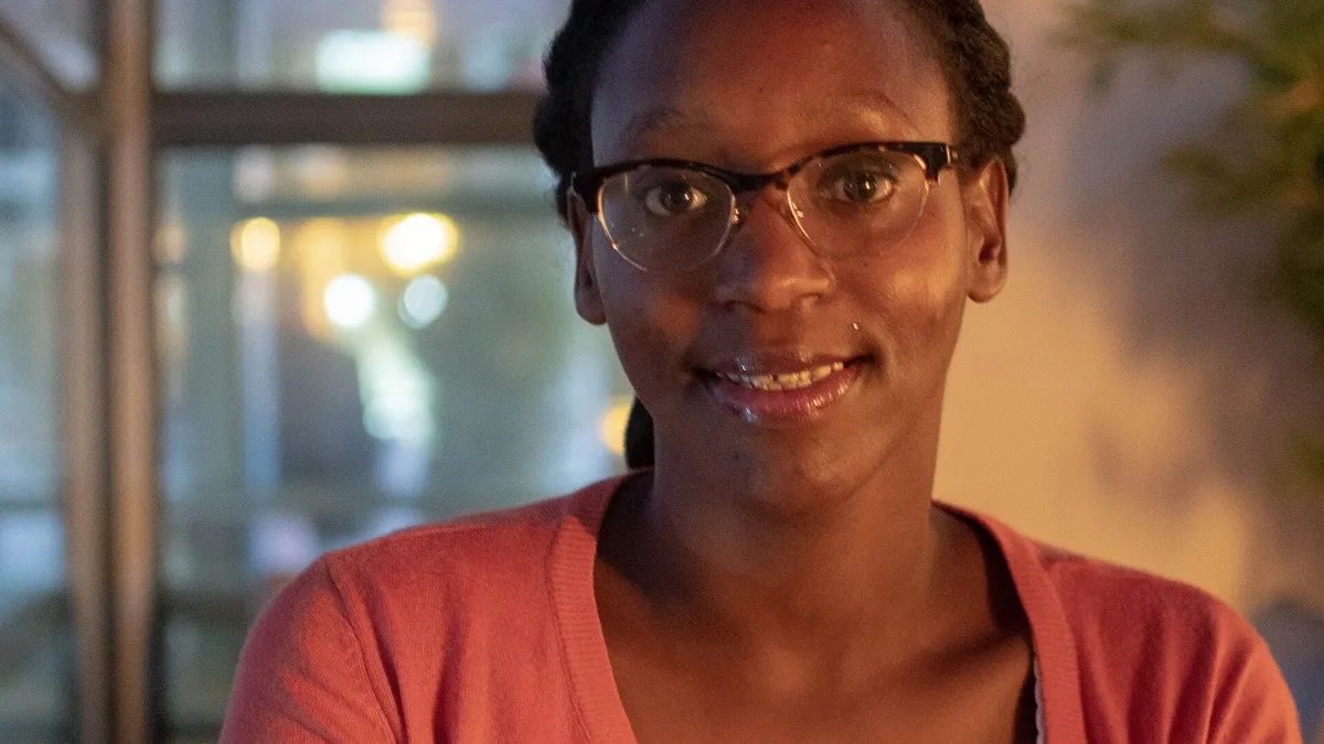 Kenyan businesswoman in her office – illustrating co-operative bank of kenya ceo salary